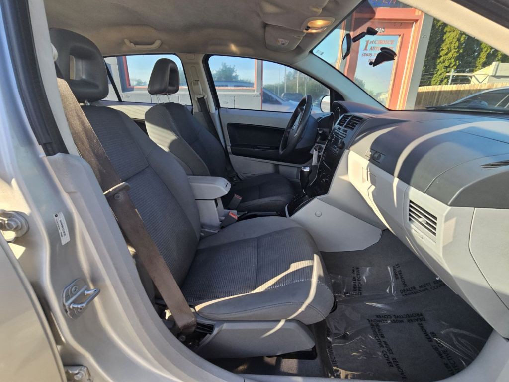 2007 Dodge Caliber Image 8