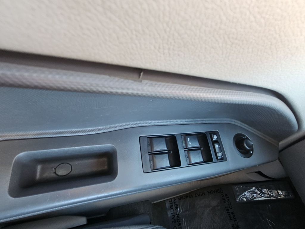 2007 Dodge Caliber Image 13