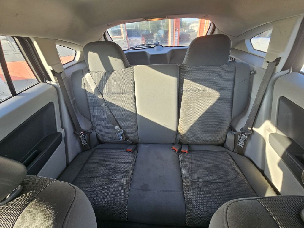 2007 Dodge Caliber Image 21