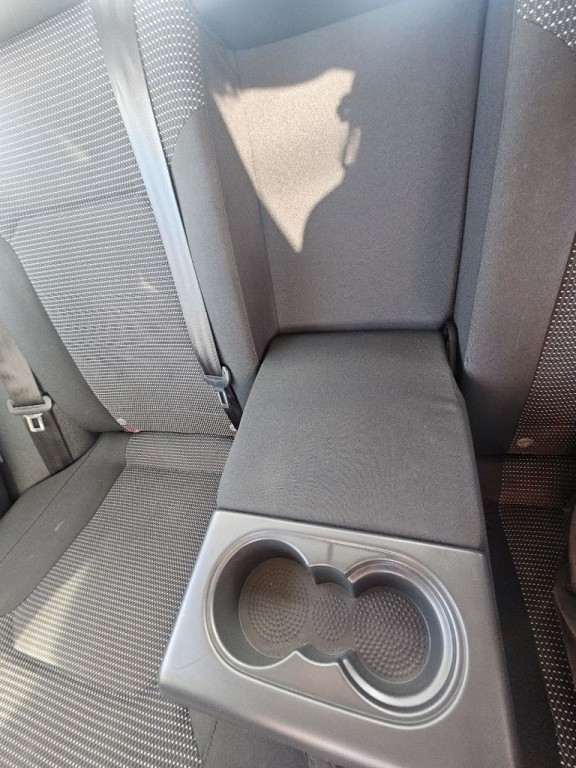 2016 Volkswagen Passat Image 8