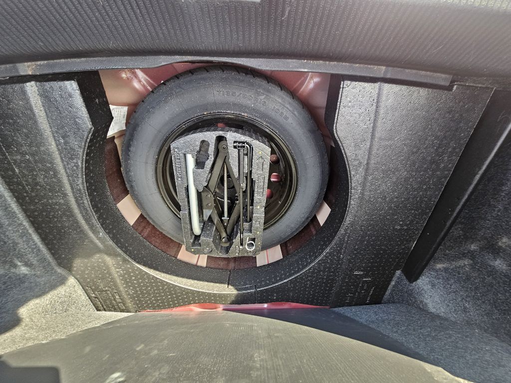 2016 Volkswagen Passat Image 11