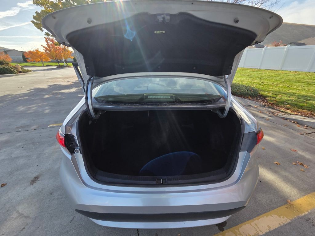 2021 Toyota Corolla Image 18