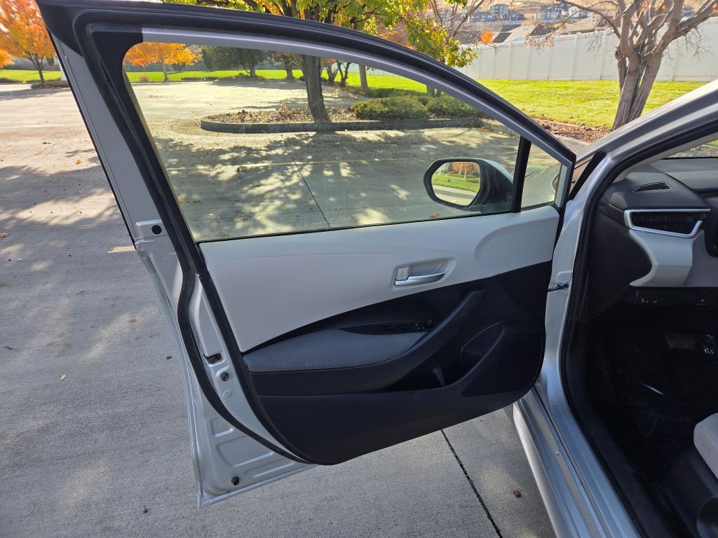 2021 Toyota Corolla Image 8