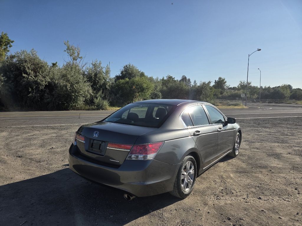 2012 Honda Accord Image 3