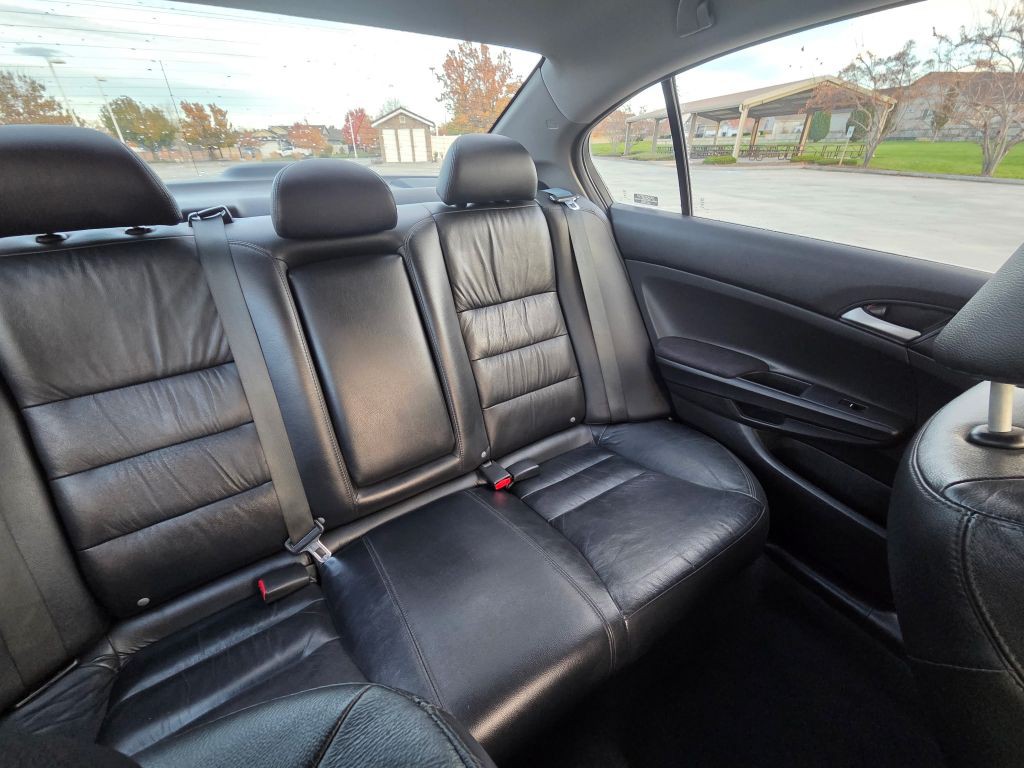 2012 Honda Accord Image 24