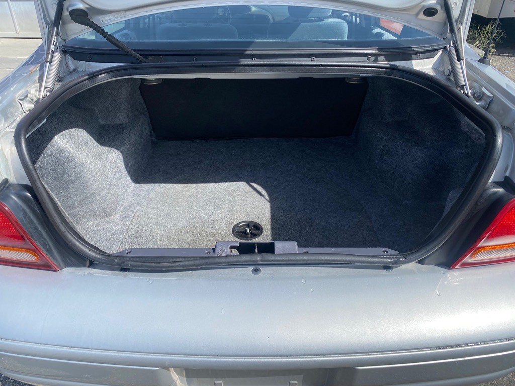 2000 Dodge Stratus Image 12
