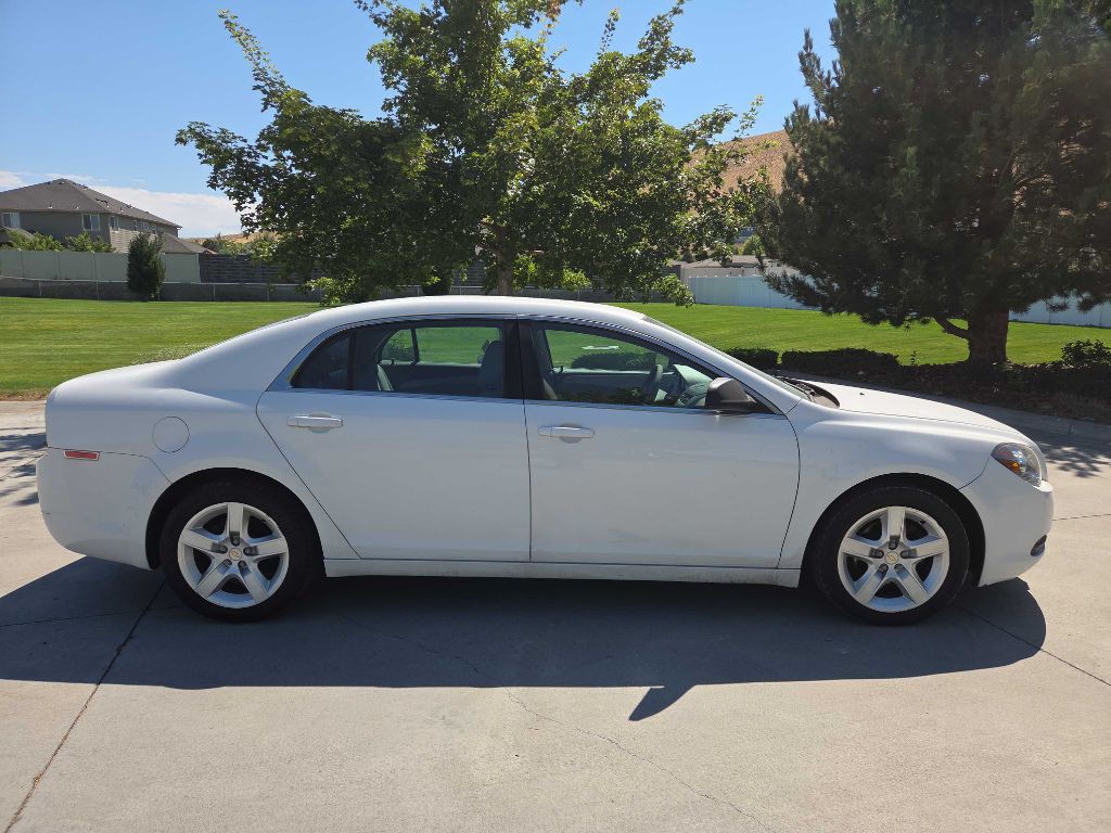 2011 Chevrolet Malibu Image 7