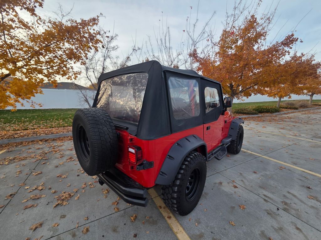 1994 Jeep Wrangler Image 2