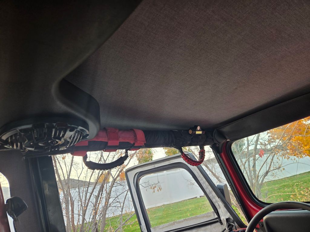 1994 Jeep Wrangler Image 31