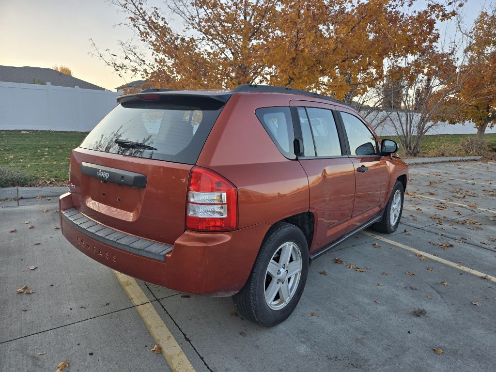 2010 Jeep Compass Image 5