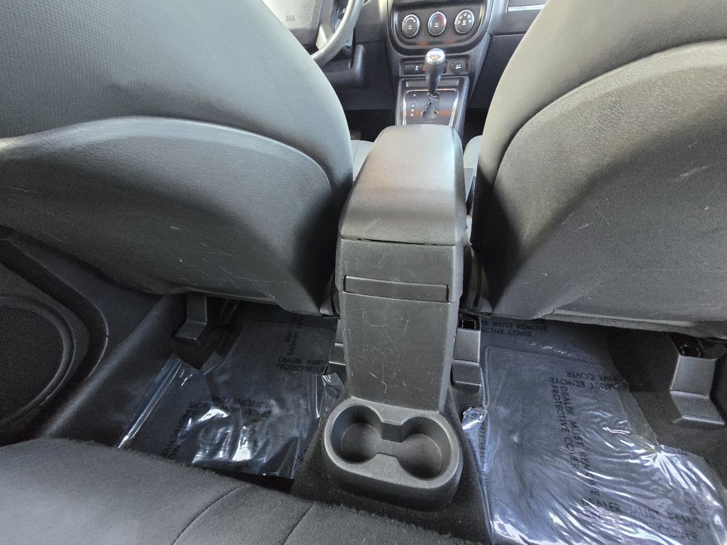 2010 Jeep Compass Image 19