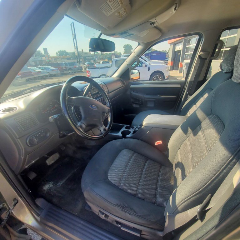 2003 Ford Explorer Image 6