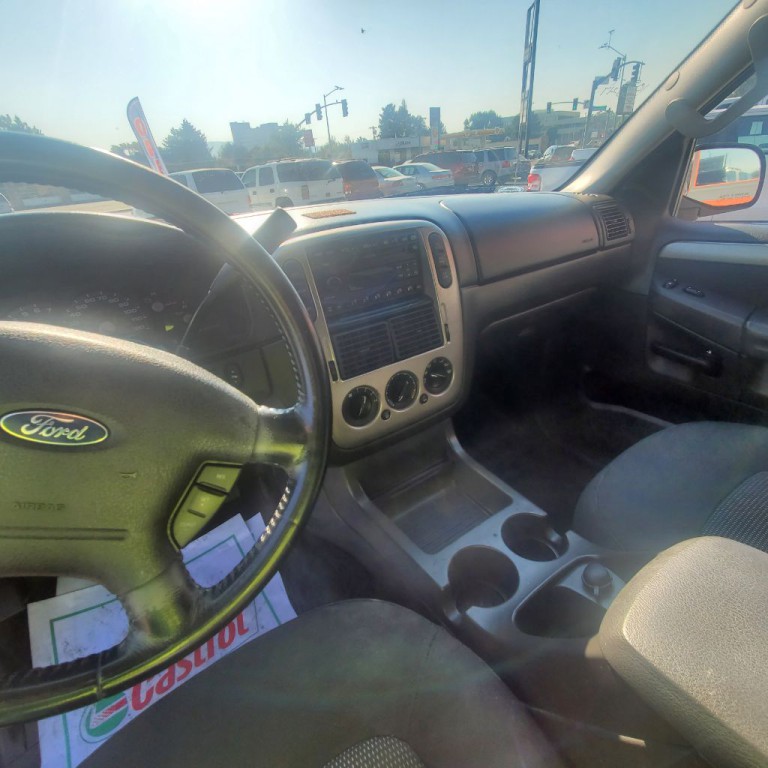 2003 Ford Explorer Image 13