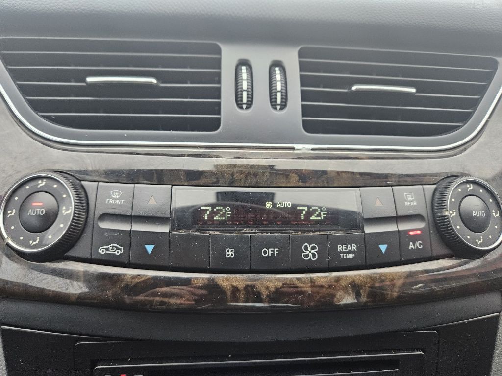 2006 Mercedes-Benz CLS-Class Image 11