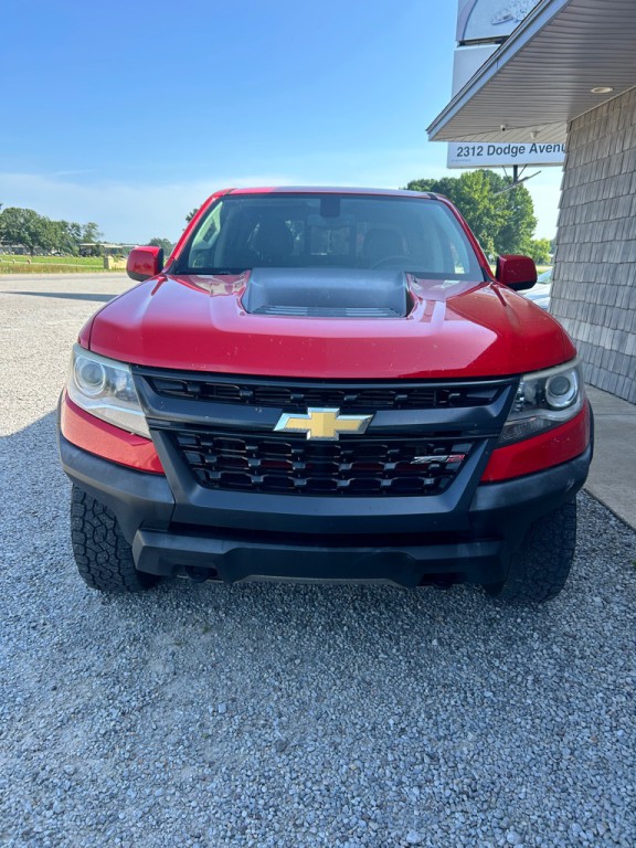 2018 Chevrolet Colorado Image 2