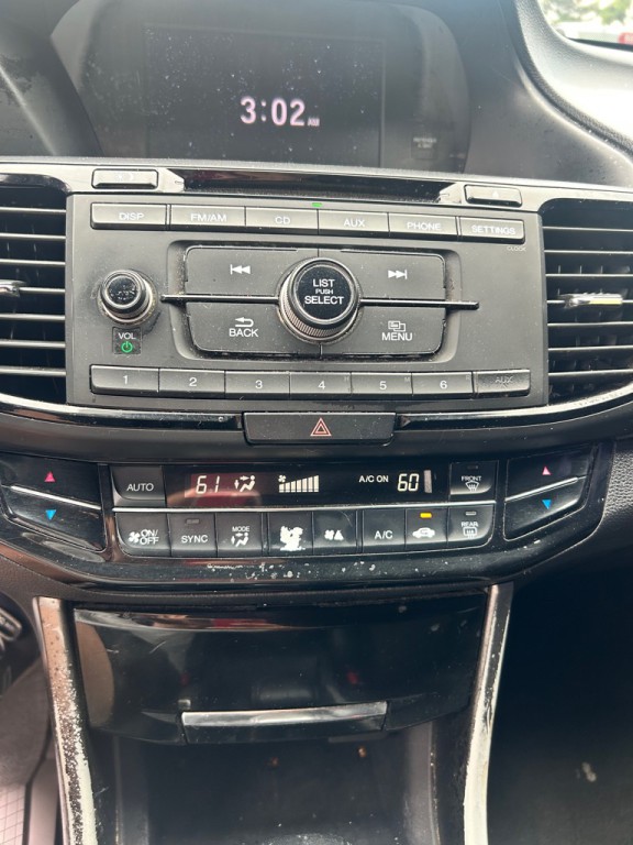 2017 Honda Accord Image 13