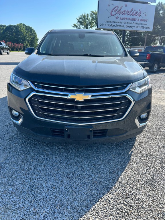 2018 Chevrolet Traverse Image 2