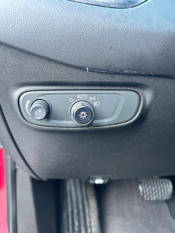 2019 Chevrolet Equinox Image 12
