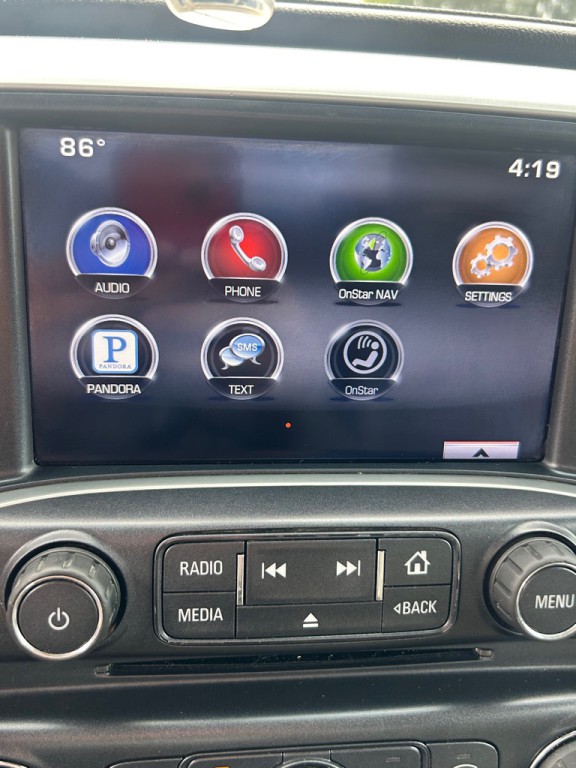 2015 GMC Sierra Image 17