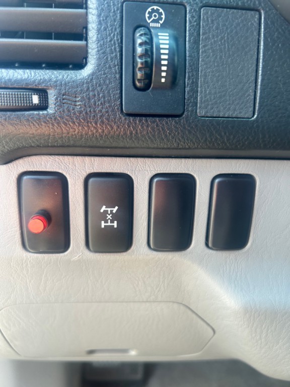 2006 Toyota 4Runner Image 11