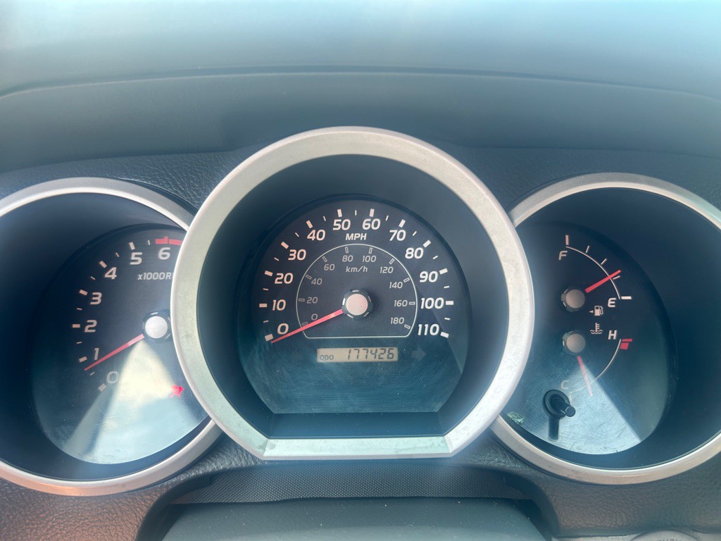 2006 Toyota 4Runner Image 13