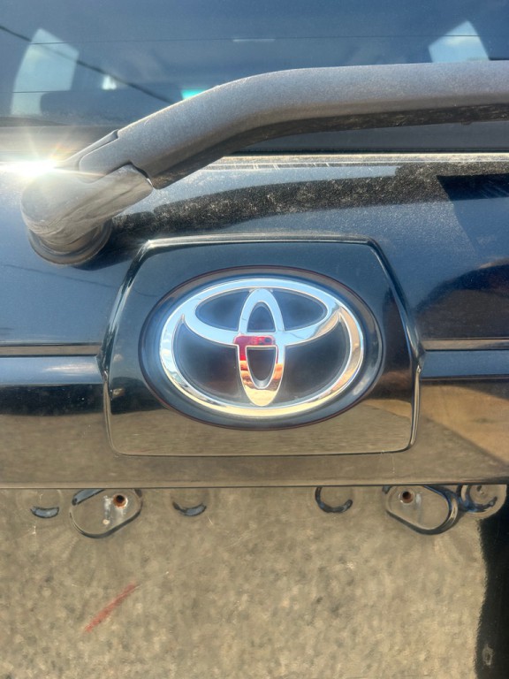 2006 Toyota 4Runner Image 19