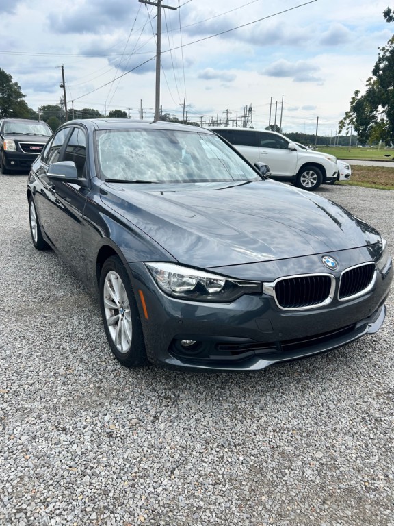 2017 BMW 3 Series Image 3