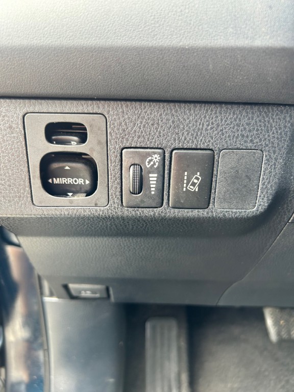 2018 Toyota Rav4 Image 11