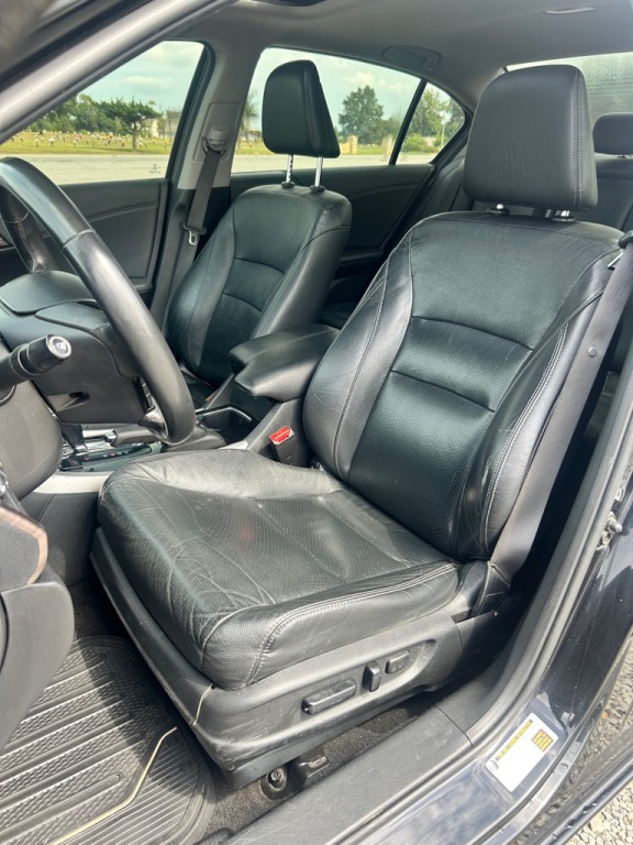 2017 Honda Accord Image 8