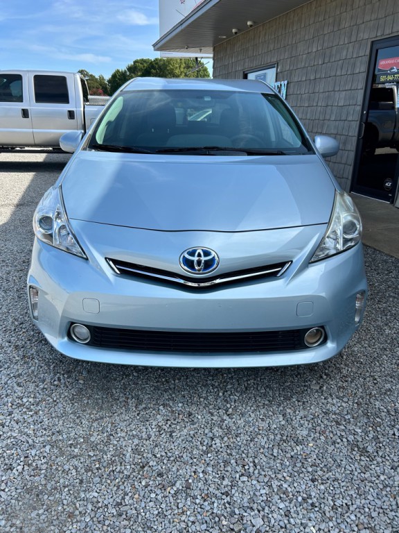2014 Toyota Prius Image 2