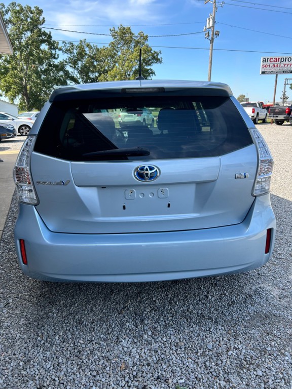 2014 Toyota Prius Image 4