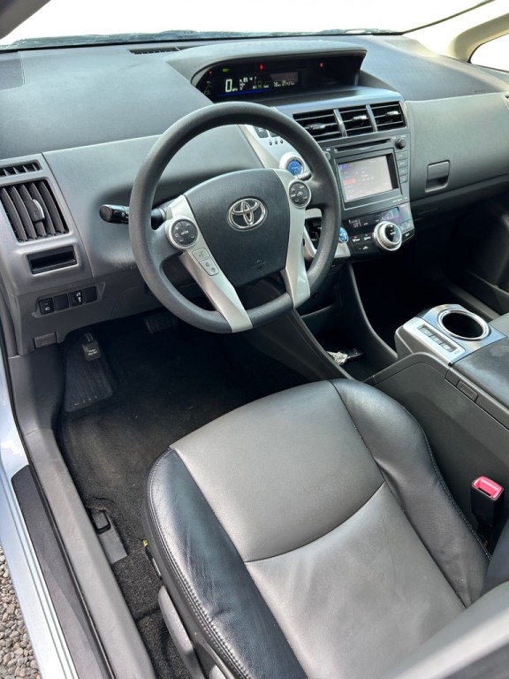 2014 Toyota Prius Image 7