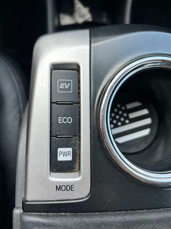 2014 Toyota Prius Image 19