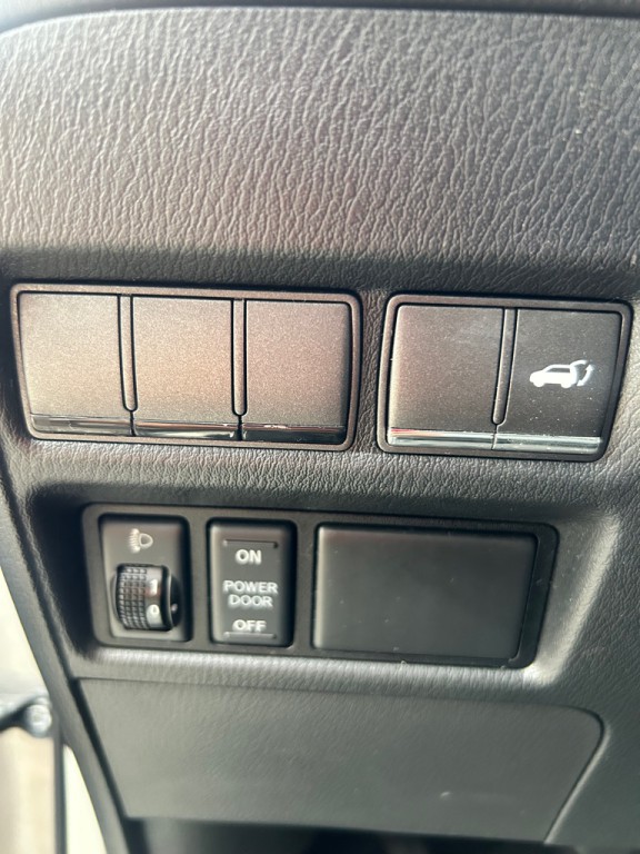 2013 INFINITI QX56 Image 14