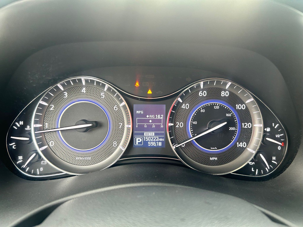 2013 INFINITI QX56 Image 16