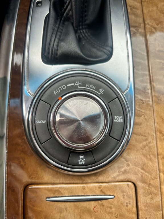2013 INFINITI QX56 Image 20