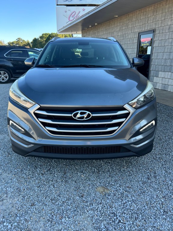 2017 Hyundai Tucson Image 2