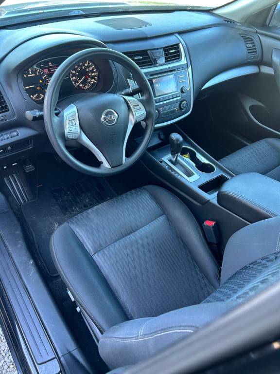 2018 Nissan Altima Image 7