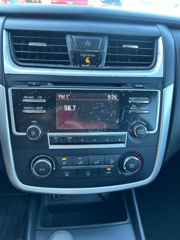 2018 Nissan Altima Image 14