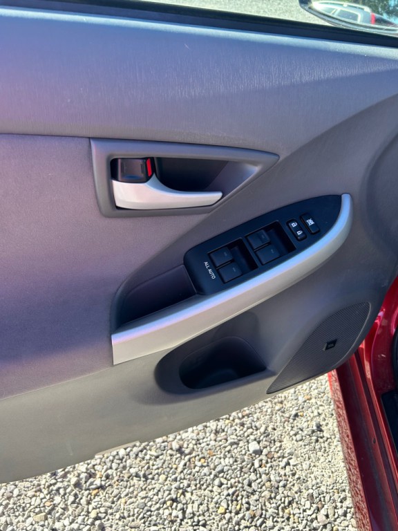 2011 Toyota Prius Image 5