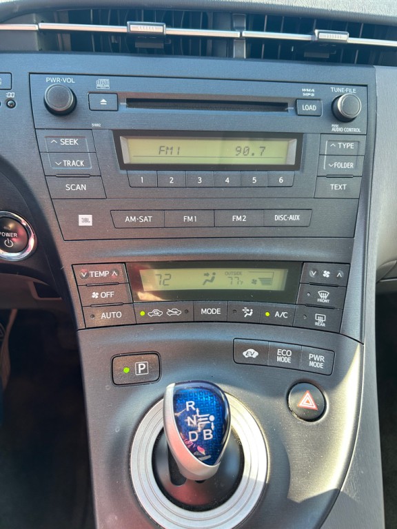 2011 Toyota Prius Image 8
