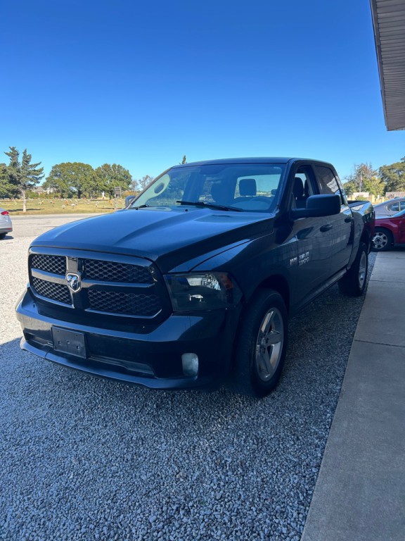 2013 RAM 1500 Image 1