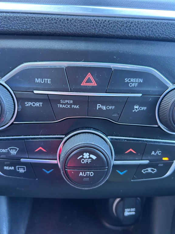 2019 Dodge Charger Image 18