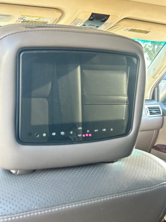 2013 Lexus GX Image 13