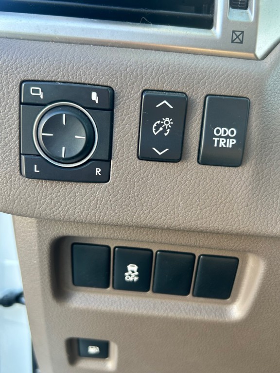 2013 Lexus GX Image 15