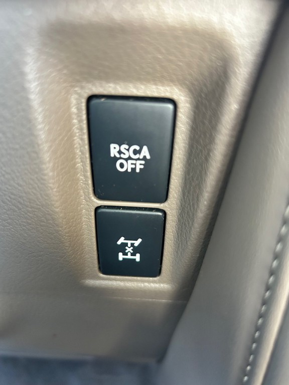 2013 Lexus GX Image 19