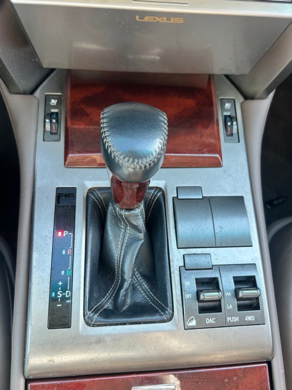 2013 Lexus GX Image 21