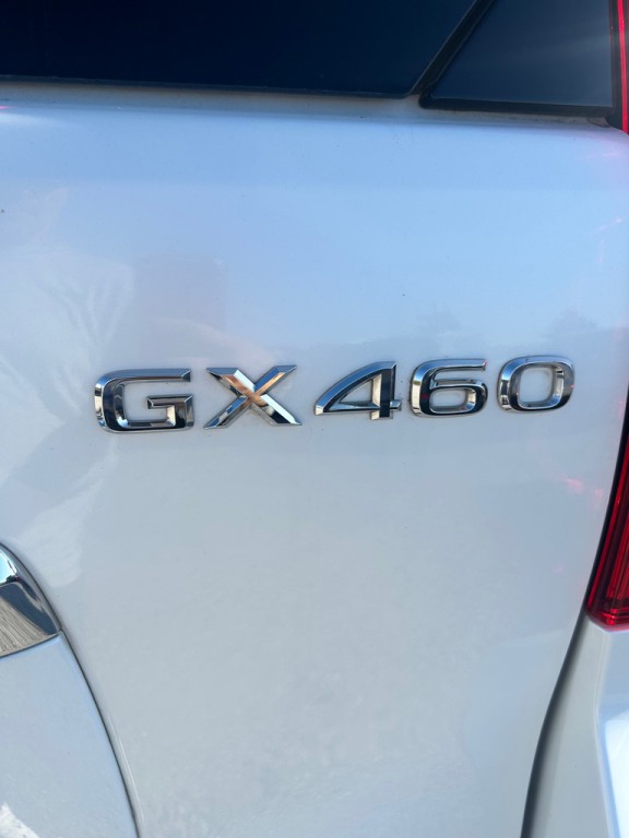 2013 Lexus GX Image 29