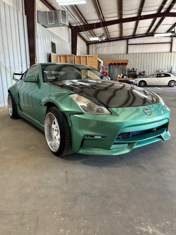 2004 Nissan 350Z Image 5