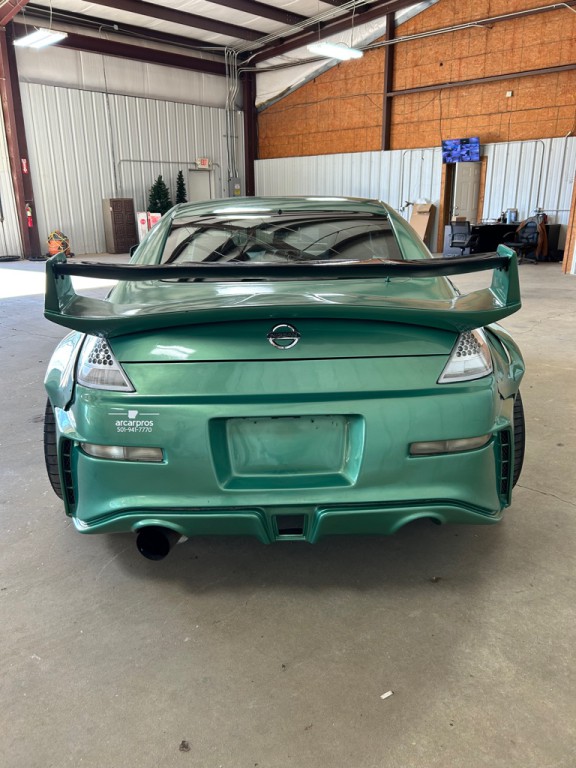 2004 Nissan 350Z Image 6
